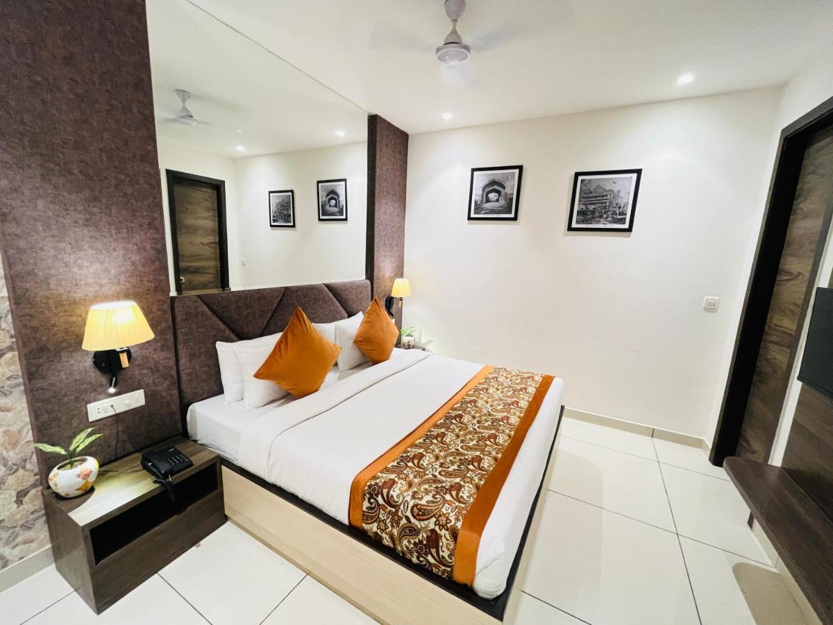 Hotel The Savode - Just 2 Mins From Golden Temple أمريتسار المظهر الخارجي الصورة