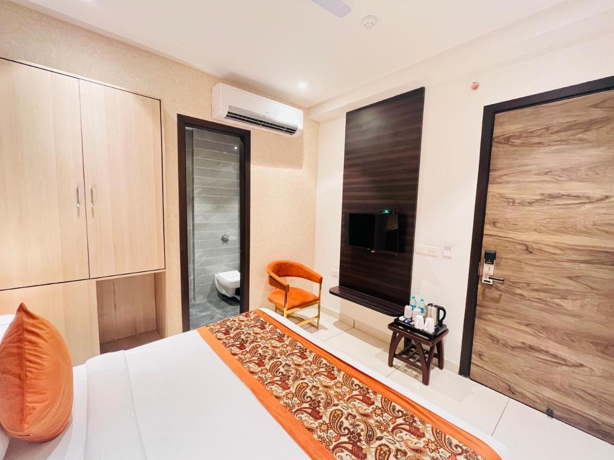 Hotel The Savode - Just 2 Mins From Golden Temple أمريتسار المظهر الخارجي الصورة