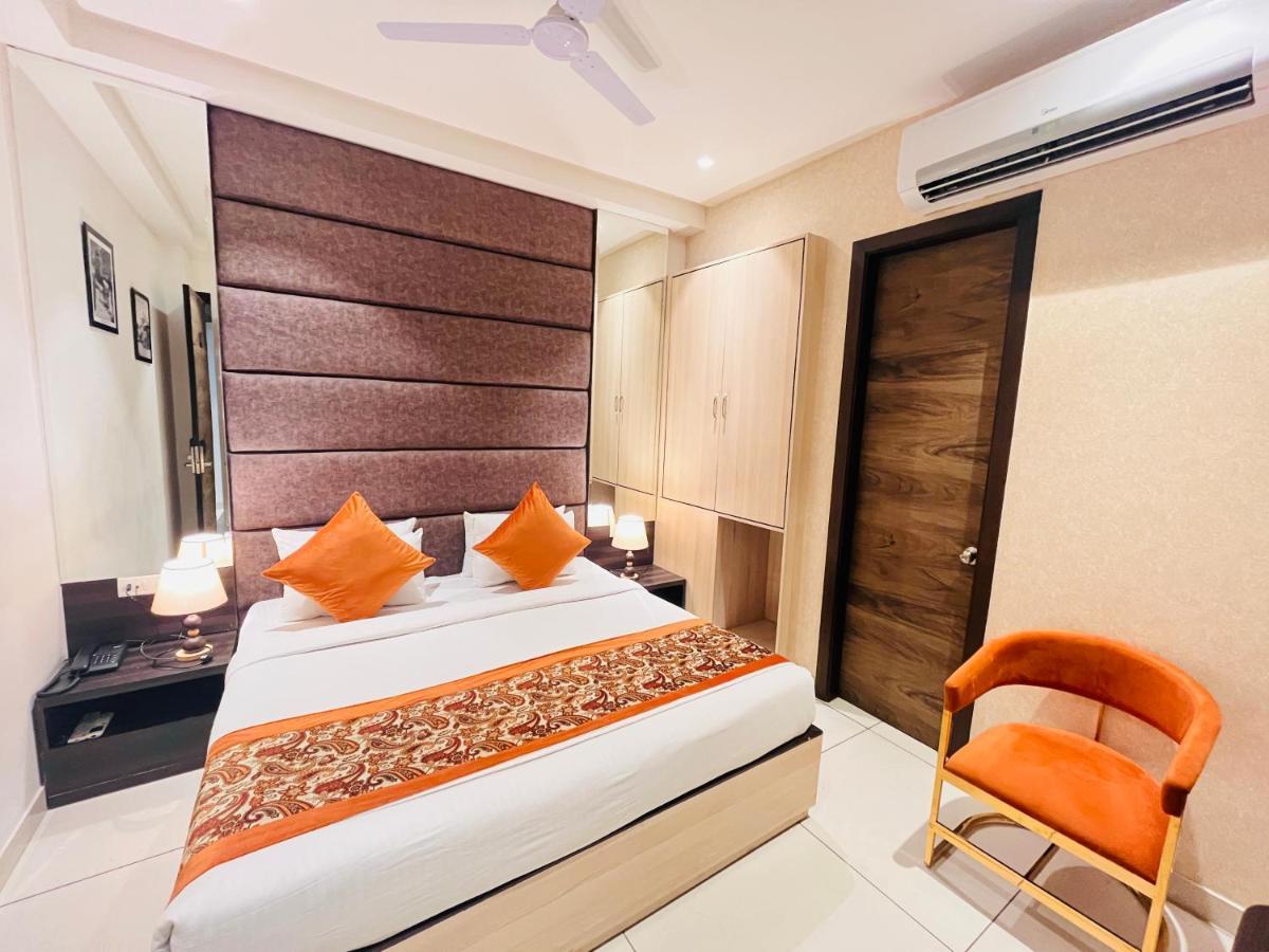 Hotel The Savode - Just 2 Mins From Golden Temple أمريتسار المظهر الخارجي الصورة