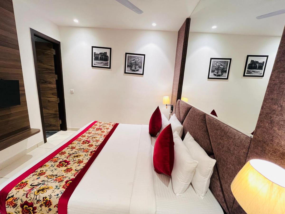 Hotel The Savode - Just 2 Mins From Golden Temple أمريتسار المظهر الخارجي الصورة