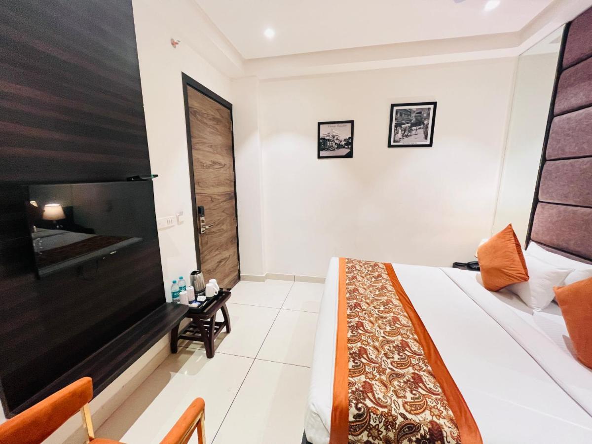 Hotel The Savode - Just 2 Mins From Golden Temple أمريتسار المظهر الخارجي الصورة